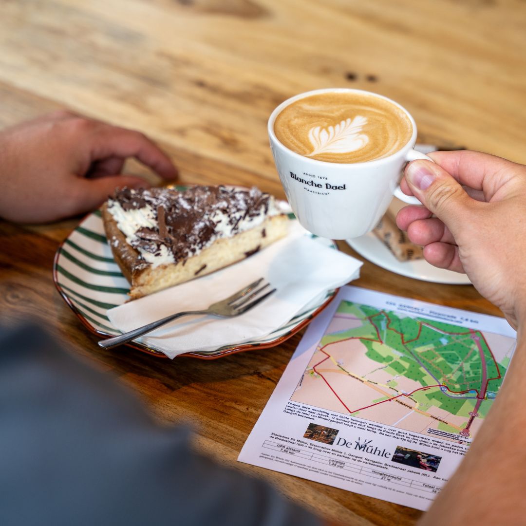 Koffie en vlaai bij De Mühle in Gangelt