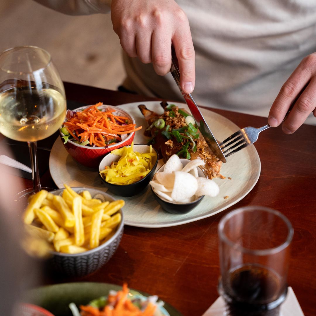 Diner bij Grandcafé Bie de Tied in Kelpen-Oler