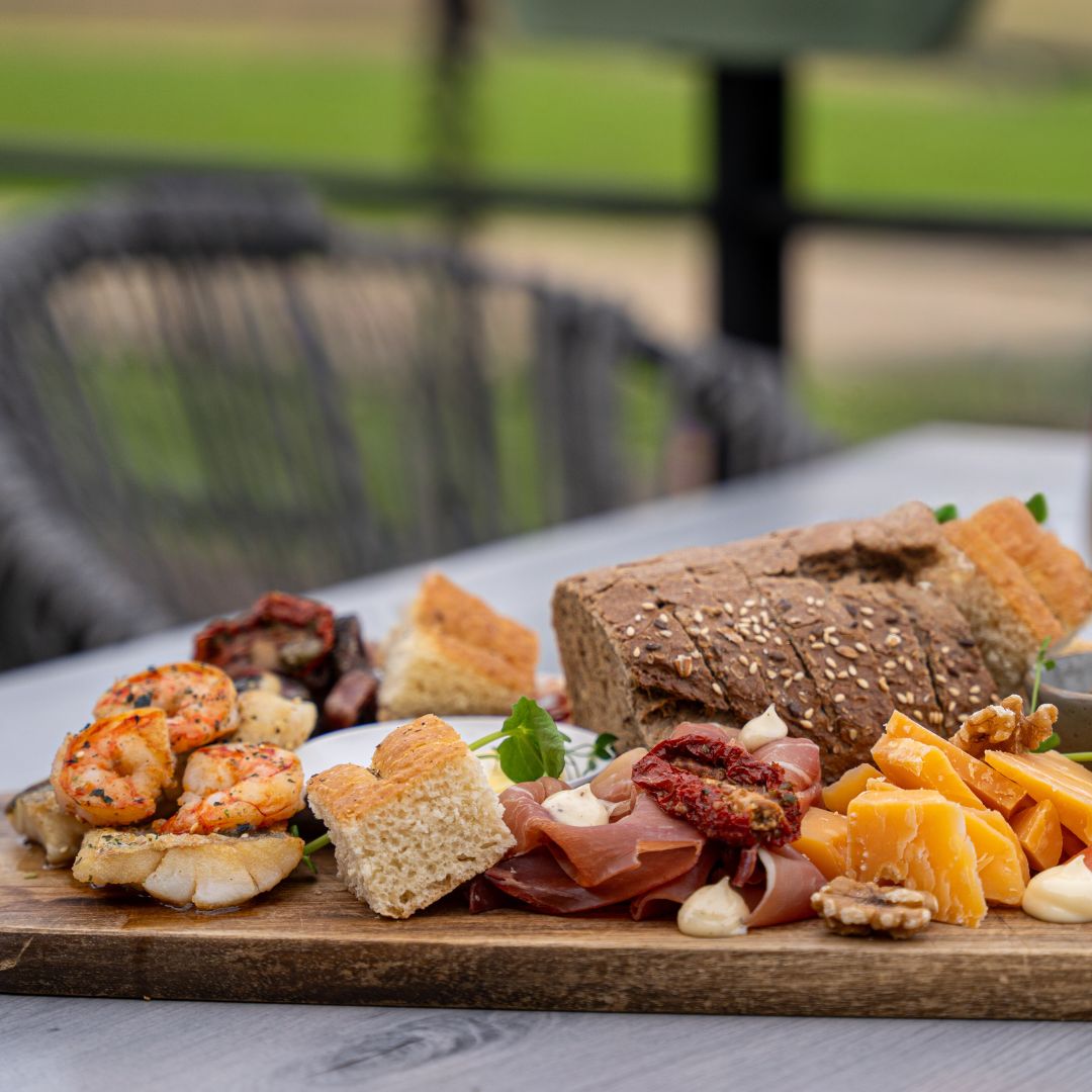 Borrelplank Brasserie Nieuw Ehrenstein in Kerkrade