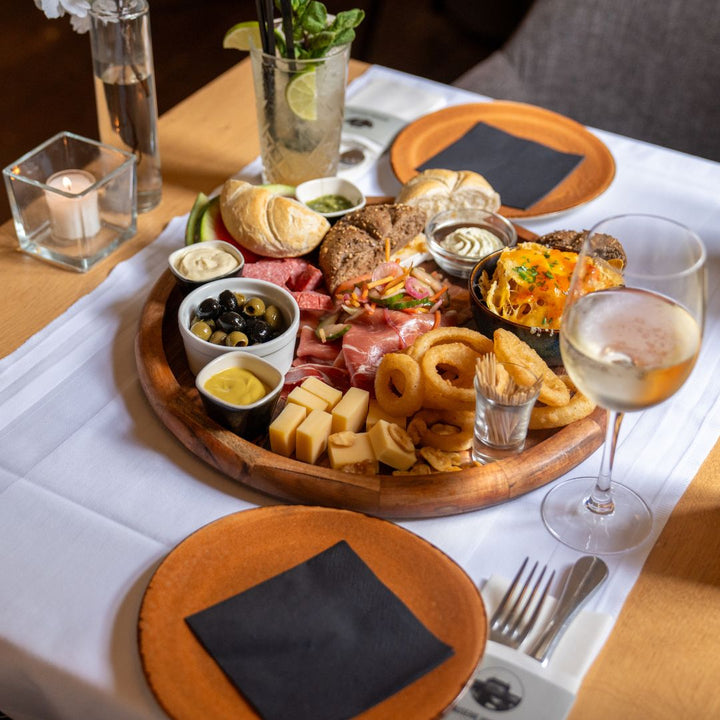 Borrelplank bij Brasserie Hoenshuis en HeerluX