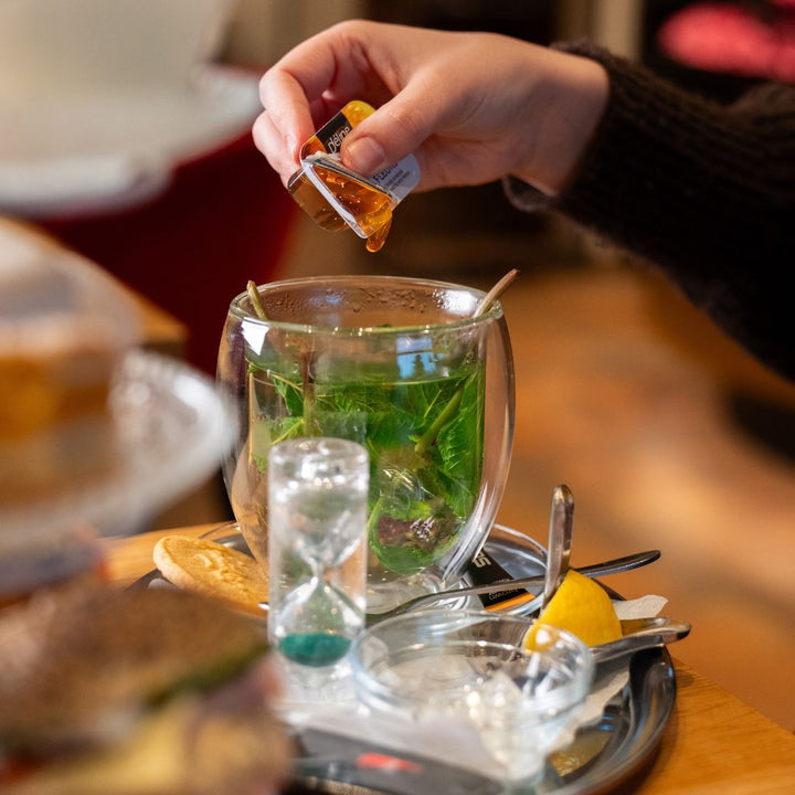 thee bij bakkerij Voncken