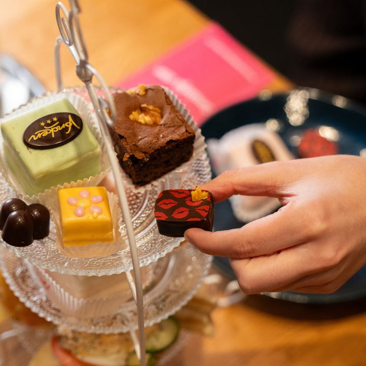 Gebakjes en bonbons Voncken