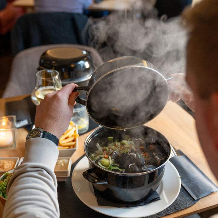 Mosselavond bij het Hoenshuis in Voerendaal