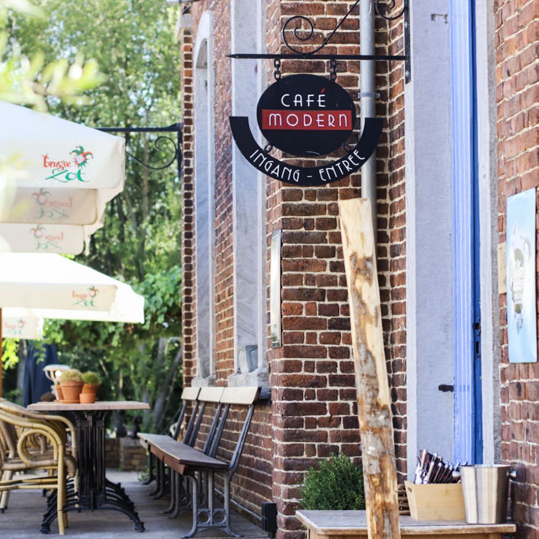 Restaurant Café Modern in Teuven