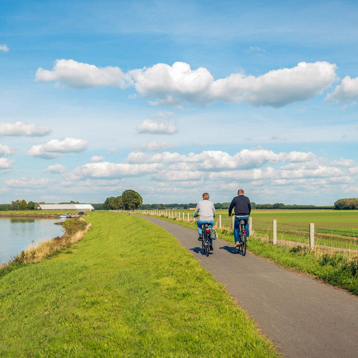 Fietsen langs water