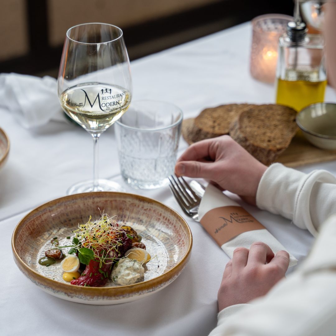 Diner bij Restaurant Modern in Teuven