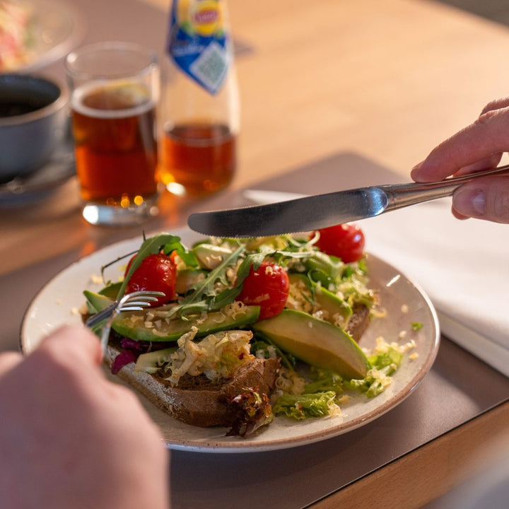 avocado op brood bij Golf-Resort Brunssummerheide