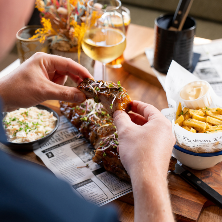 Spareribs à volenté bij De Brugwachter