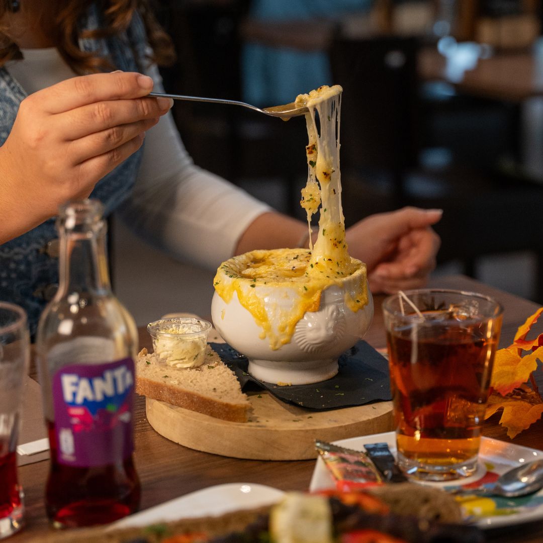 Uiensoep bij Brasserie Bruis in Brunssum