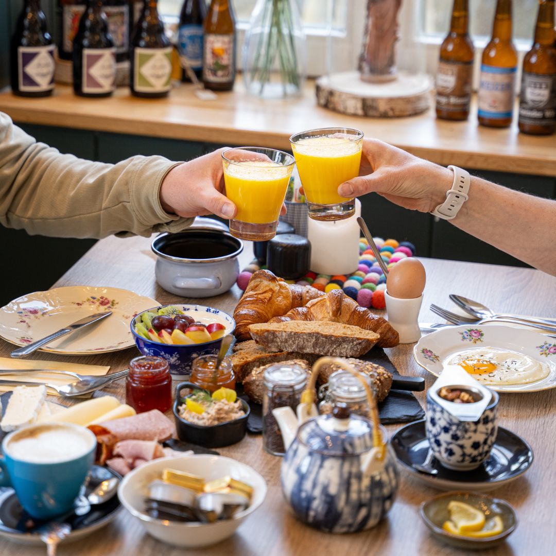 Luxe ontbijt bij Auberge A gen Kirk in Vijlen