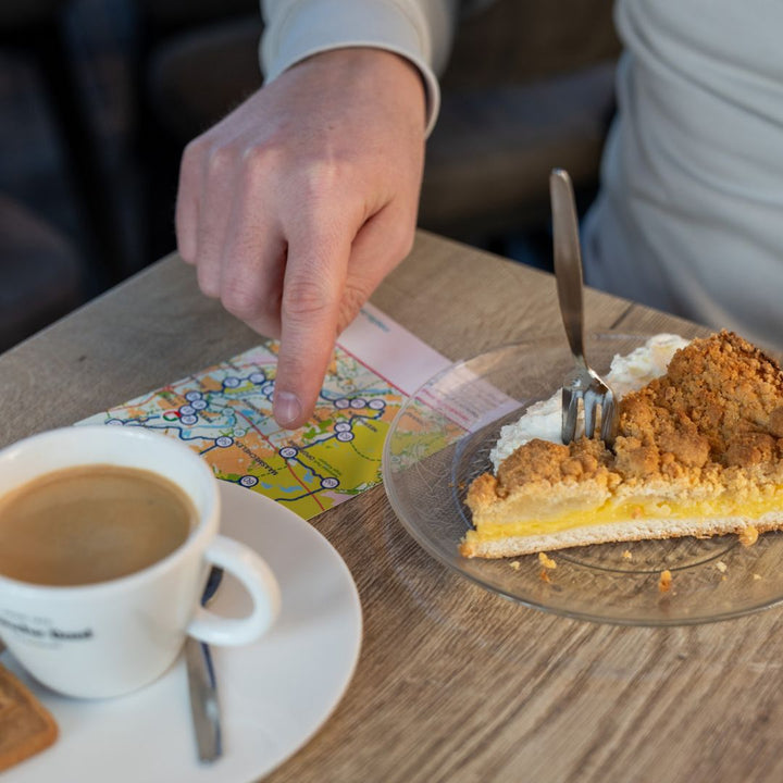 Koffie en vlaai bij Gasterie De Fontein