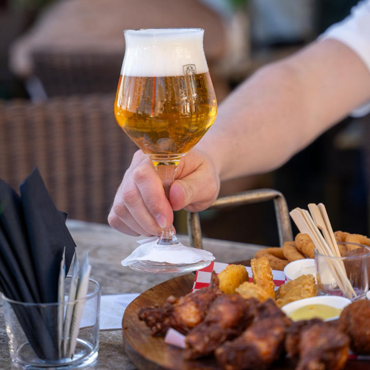 Borrelplank en bier bij Gasterie De Knip in Wessem
