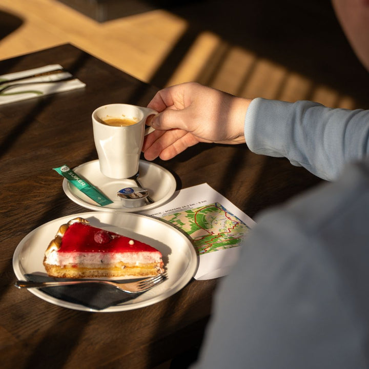 vlaai en koffie bij Maashof in Venlo