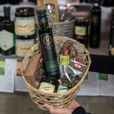 Pakket met Otmars Oostenrijkse lekkernijen van Kürbiskernen