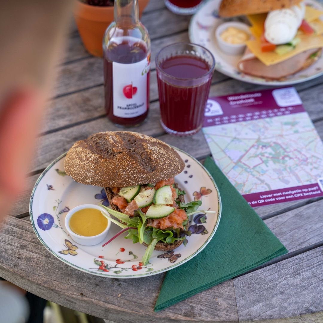 Lunch bij Pluk en Theetuin In de 7e Hemel