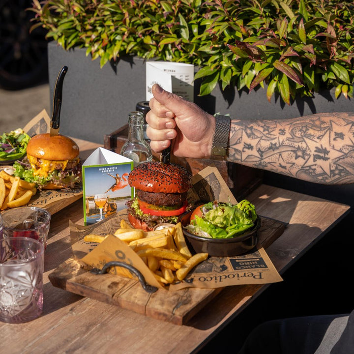 Burger bij De Remise in Partij