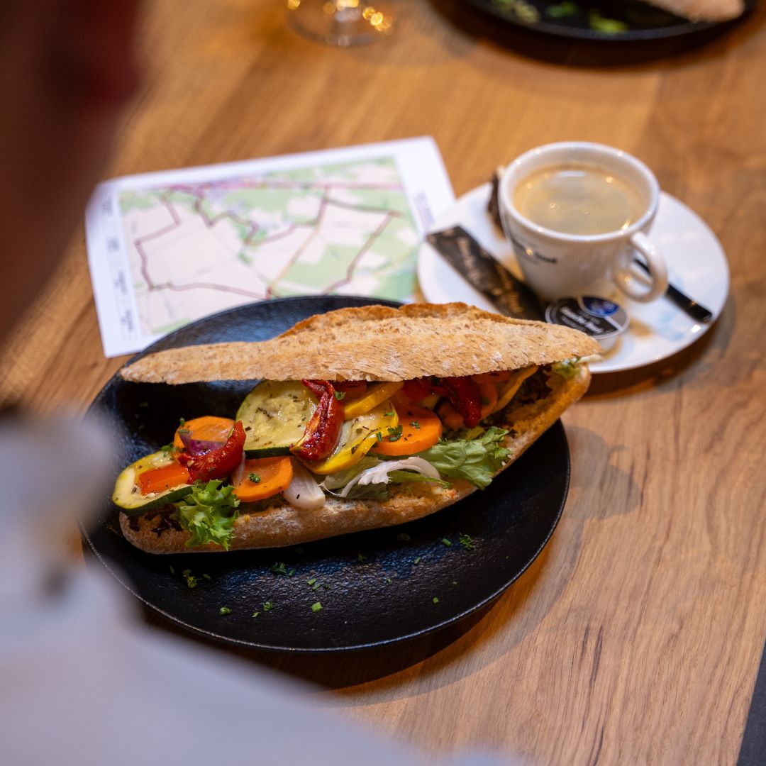 Broodje bij Brasserie Robuust in Margraten 