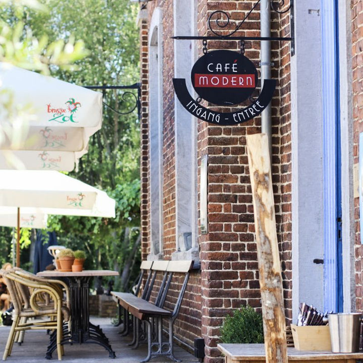Café Restaurant Modern in Teuven
