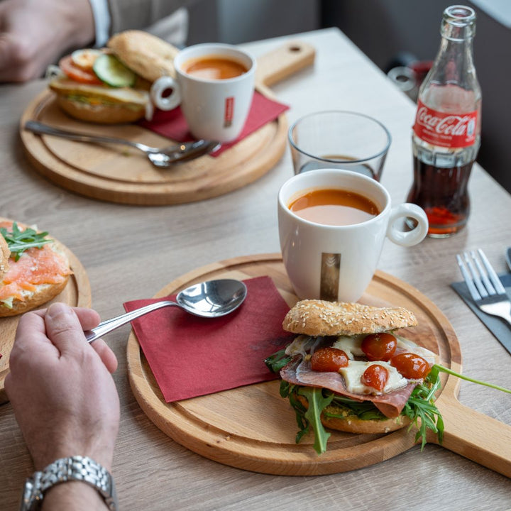 Bagel en soep bij Stap & Hap Café Itterdal