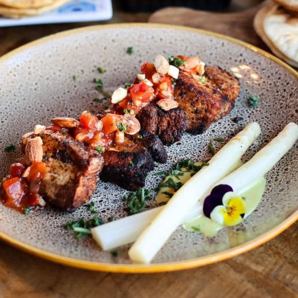 buikspek met tomatensalsa