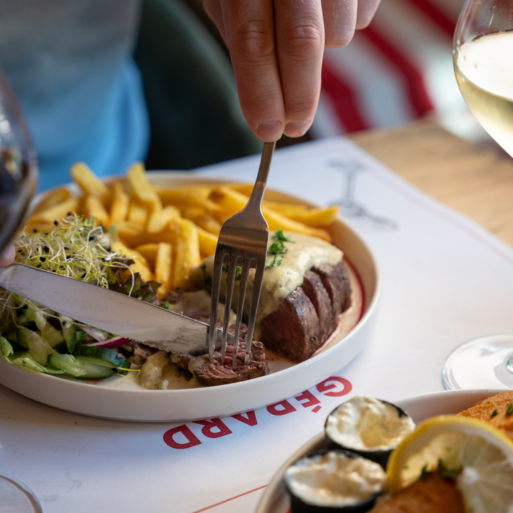 2-gangen keuzelunch of -diner bij Gérard in Maastricht