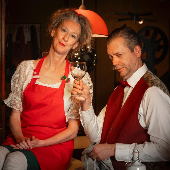 Kersttheater 'De Laatste Herberg III' in het Mystery House van Valkenburg
