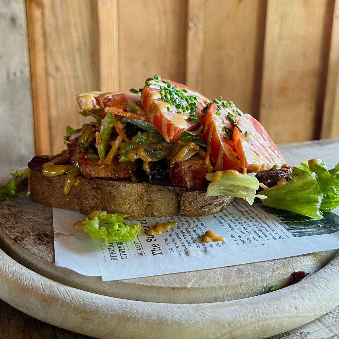 lunch blt sandwich bij mareveld