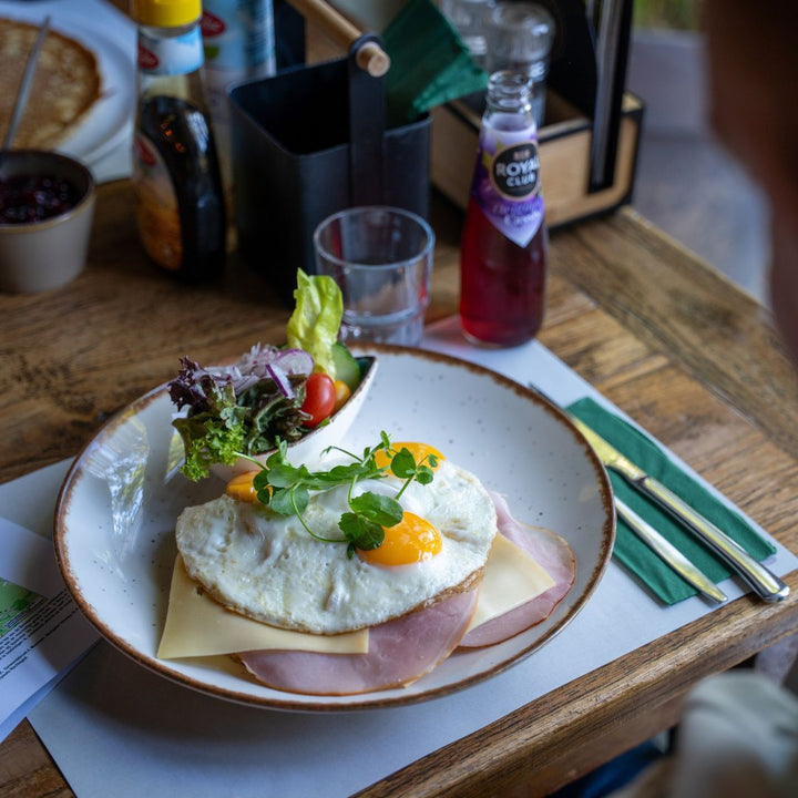 Lunch bij Boscafé De Nachtegaal in Meerssen