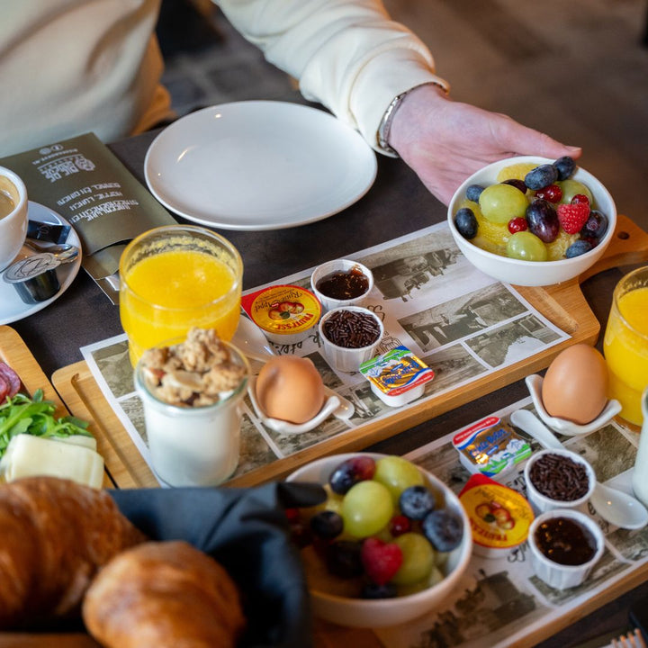 Ontbijtplank bij Brasserie Bie De Groeve in Meerssen