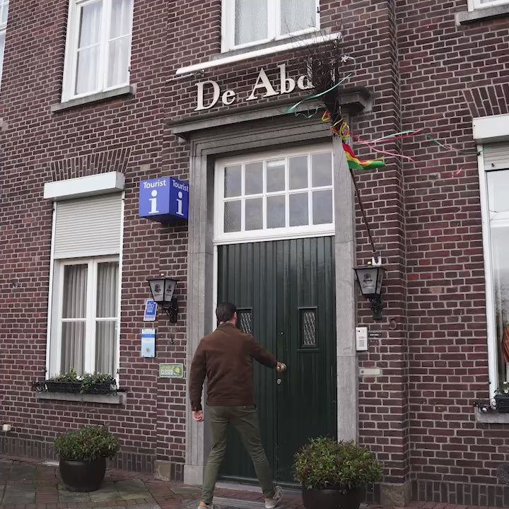 Luxe ontbijtbuffet bij Hotel de Abdij van Horn