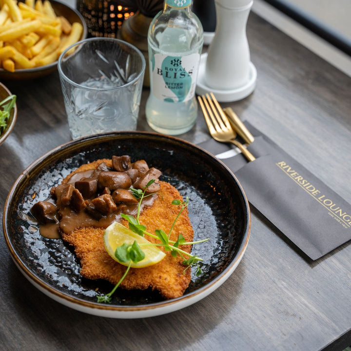 Diner bij Riverside Lounge in Maastricht